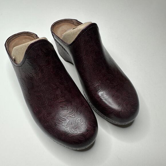 Dansko Melody Leather Clogs - Picture 2 of 6